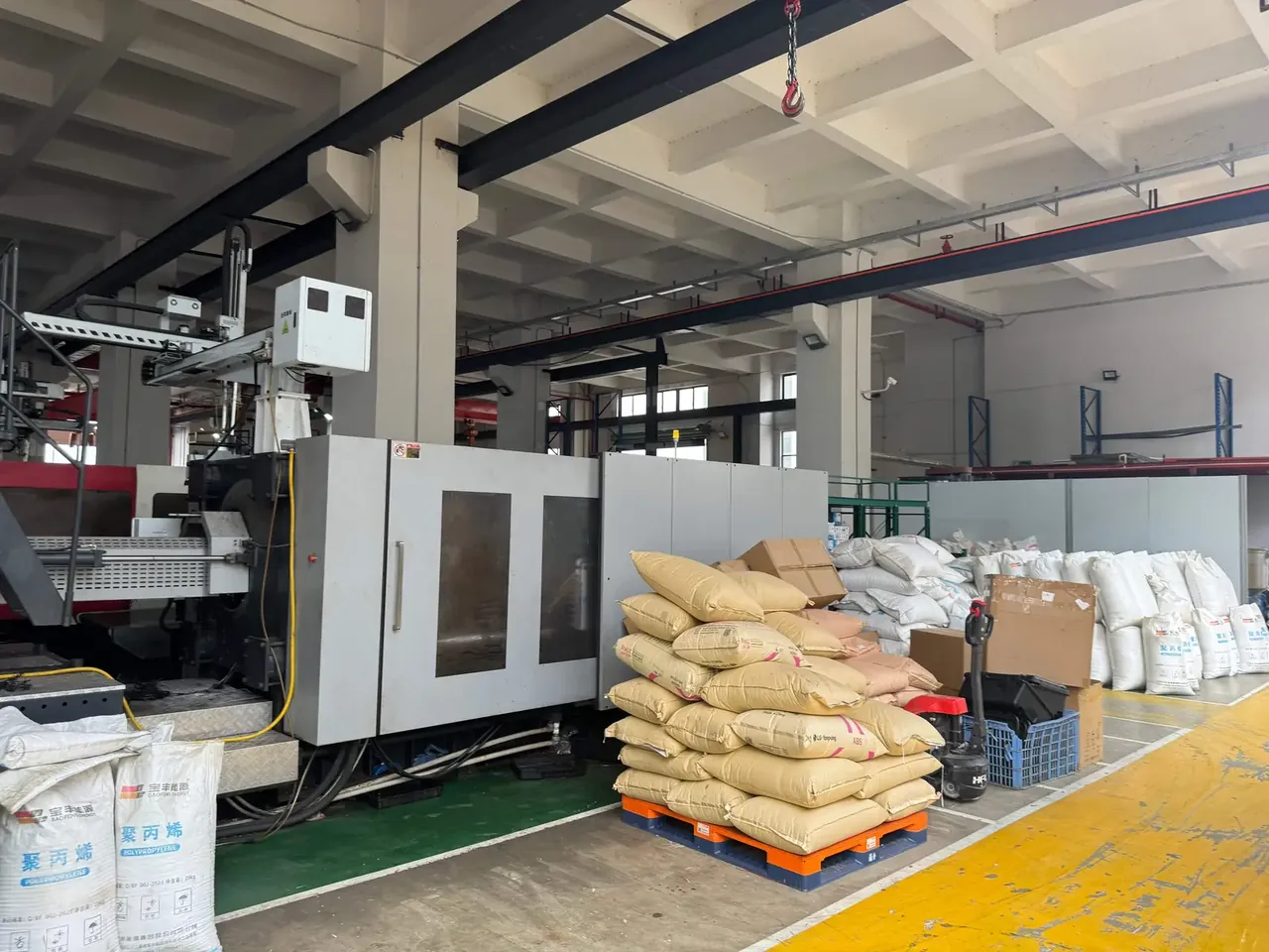 箱体工厂参观带什么清单：设备、工序与样品三栏