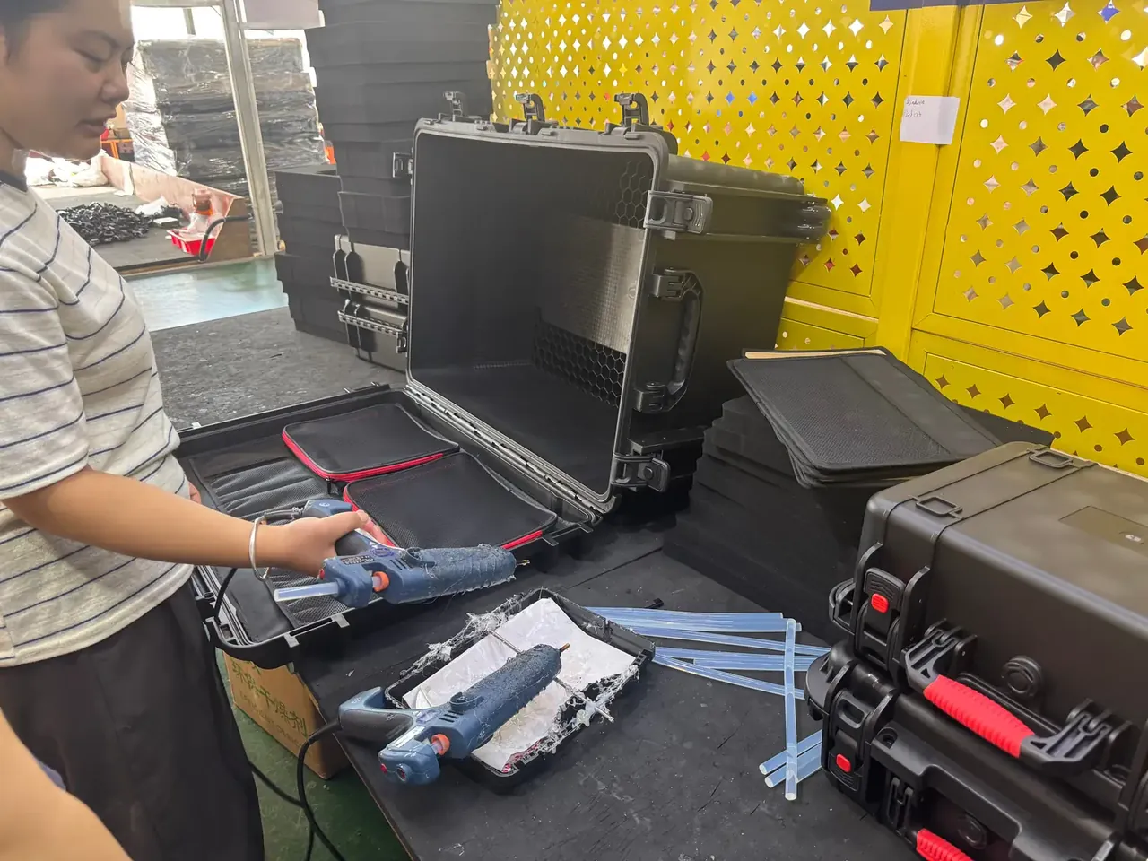 Case Mould vs Die Casting: What IP67 and MIL-STD-810H Decide