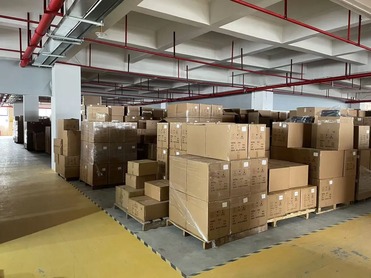 How to Avoid Procurement Pitfalls When Buying Protective Cases: Ten Common Quality Problems - product detail close-up