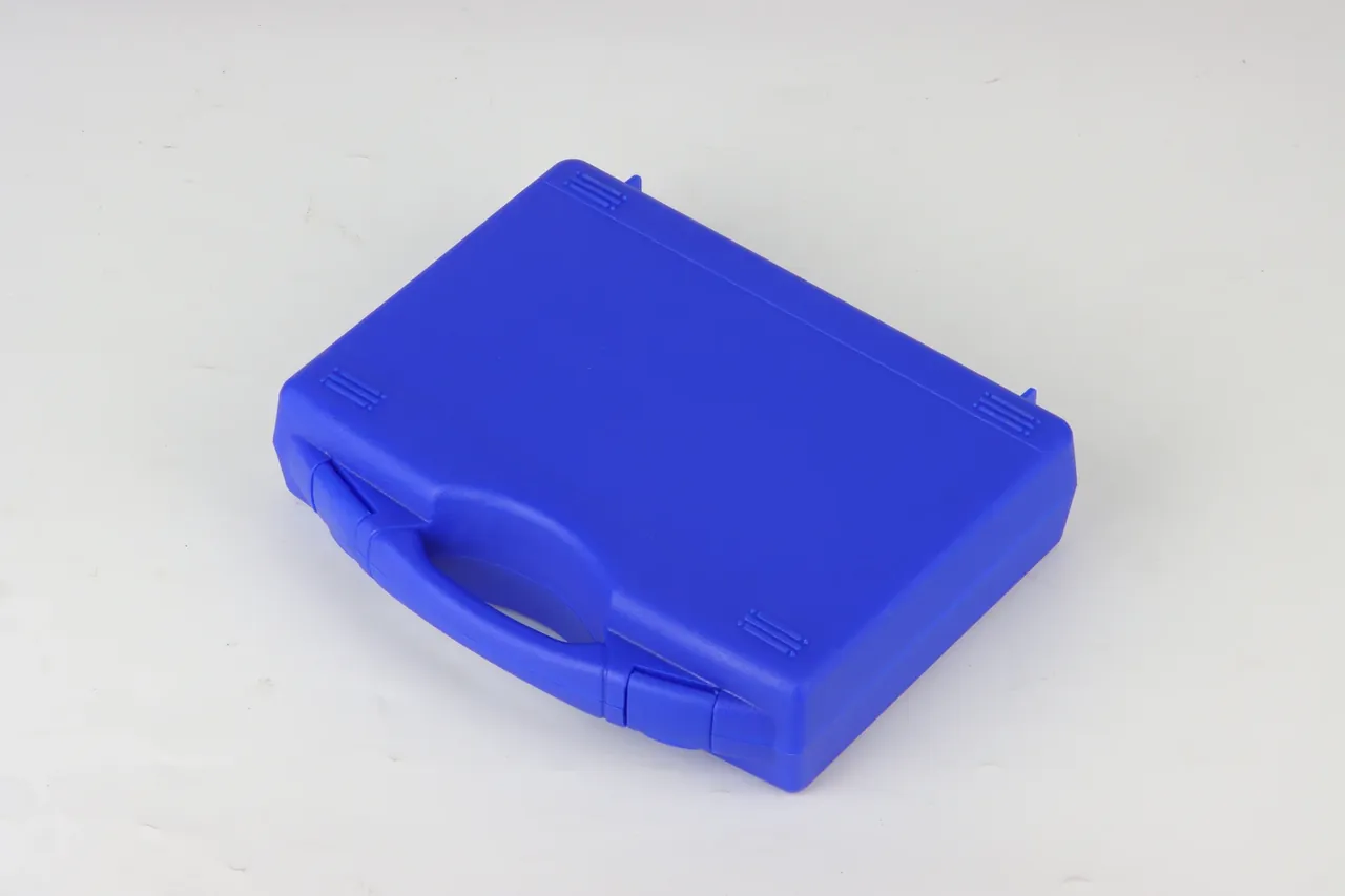 Case Showroom: a blue case lying flat and tilted left, the ring seam around the side wall, two hinge seats at the handle root