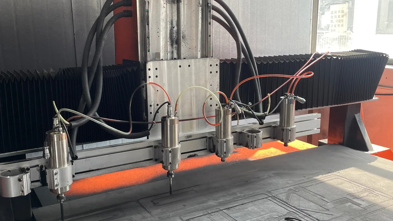 Float Glass Line Cases: Transport Protection for Furnace Gates & Tin Bath Rolls