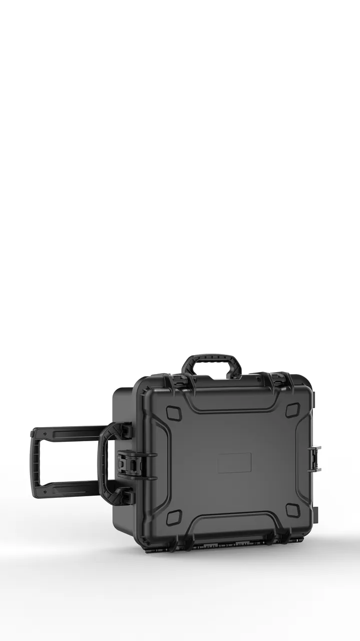 Infusion pump packed with accessories in separate compartments, rigid screen protection fitted and the packing list verified