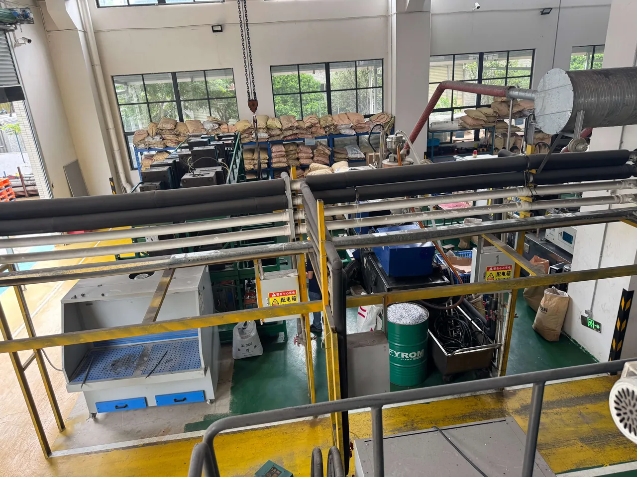 How to Run a Stacking Load Test on Protective Cases: Verifying Warehouse Stack Height Capacity - product detail close-up