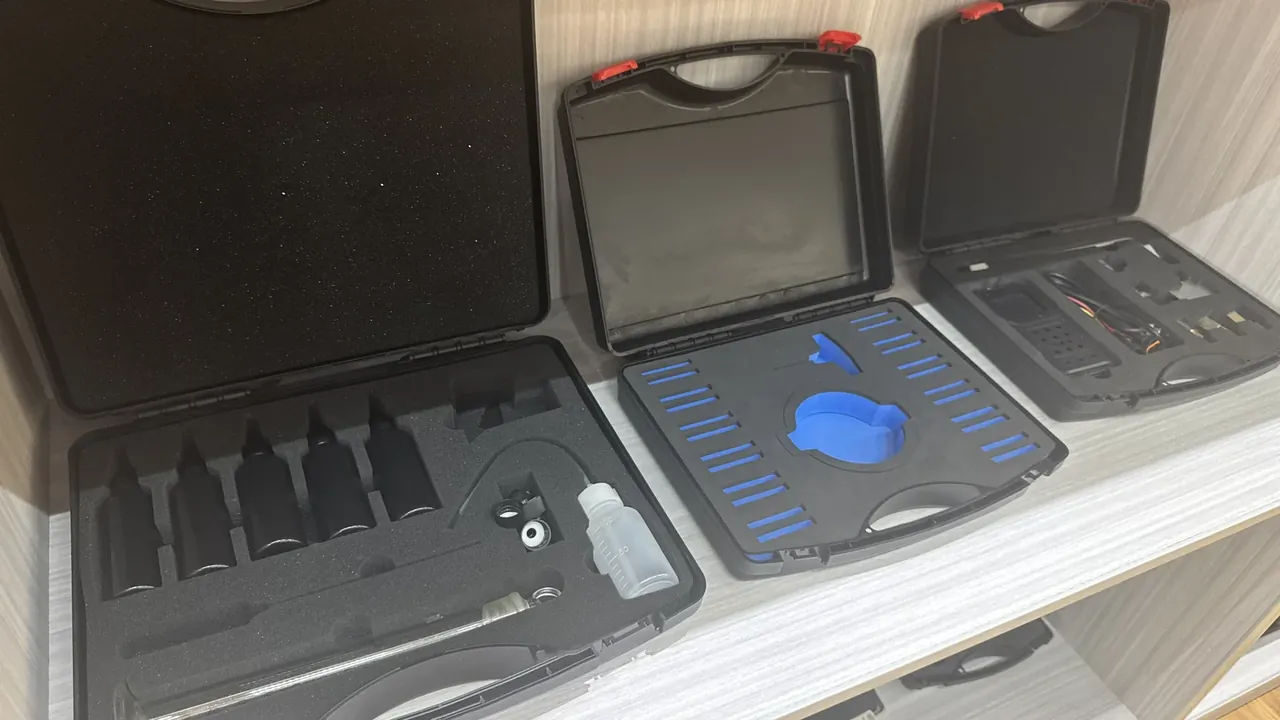Submachine Gun Storage Case Specifications: Size, Wall and Load