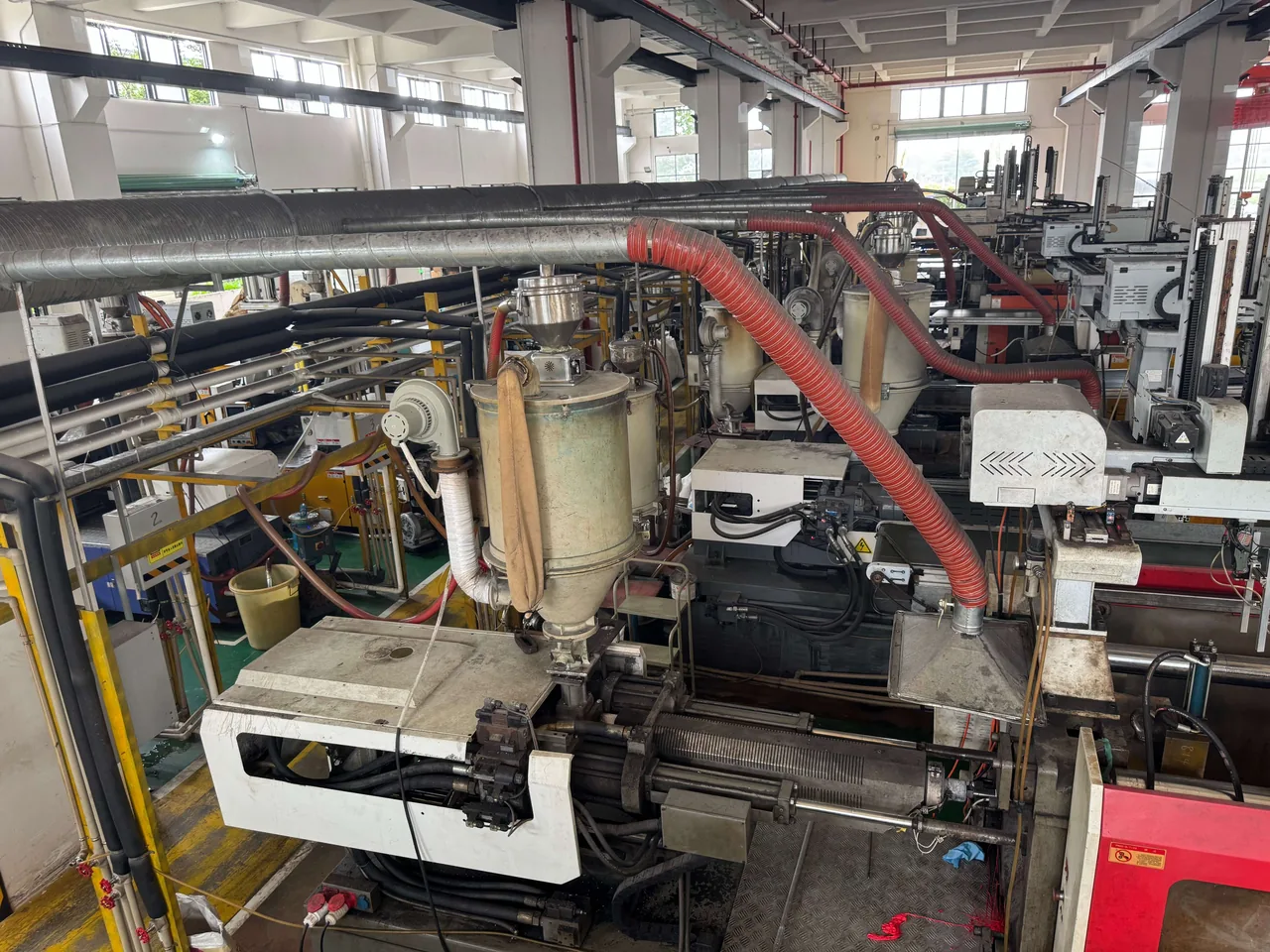 Shell Materials: ABS vs PP — plastic case production, PP toolbox factory (KeXin New Materials / kexinMaterials, on-site photo)