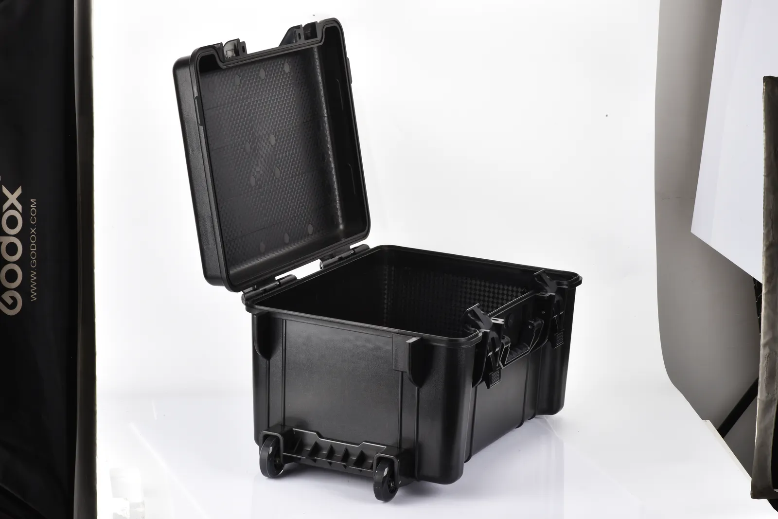 WL6-6232 ABS Wheeled Protective Case