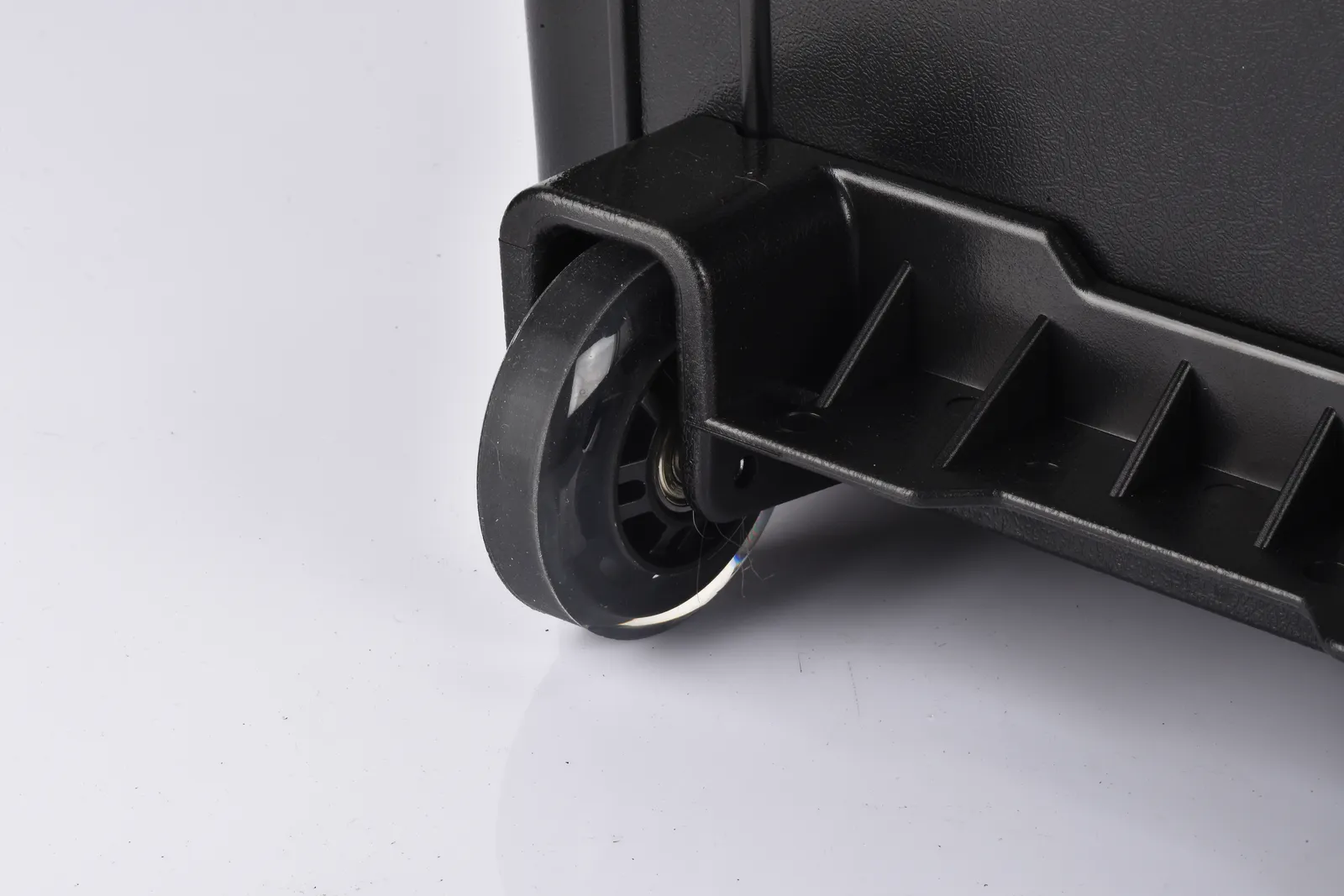 WL6-6232 ABS Wheeled Protective Case