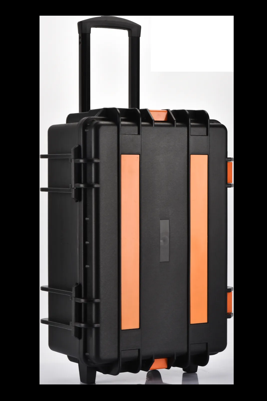 WL8-6027 Engineering PP Wheeled Protective Case