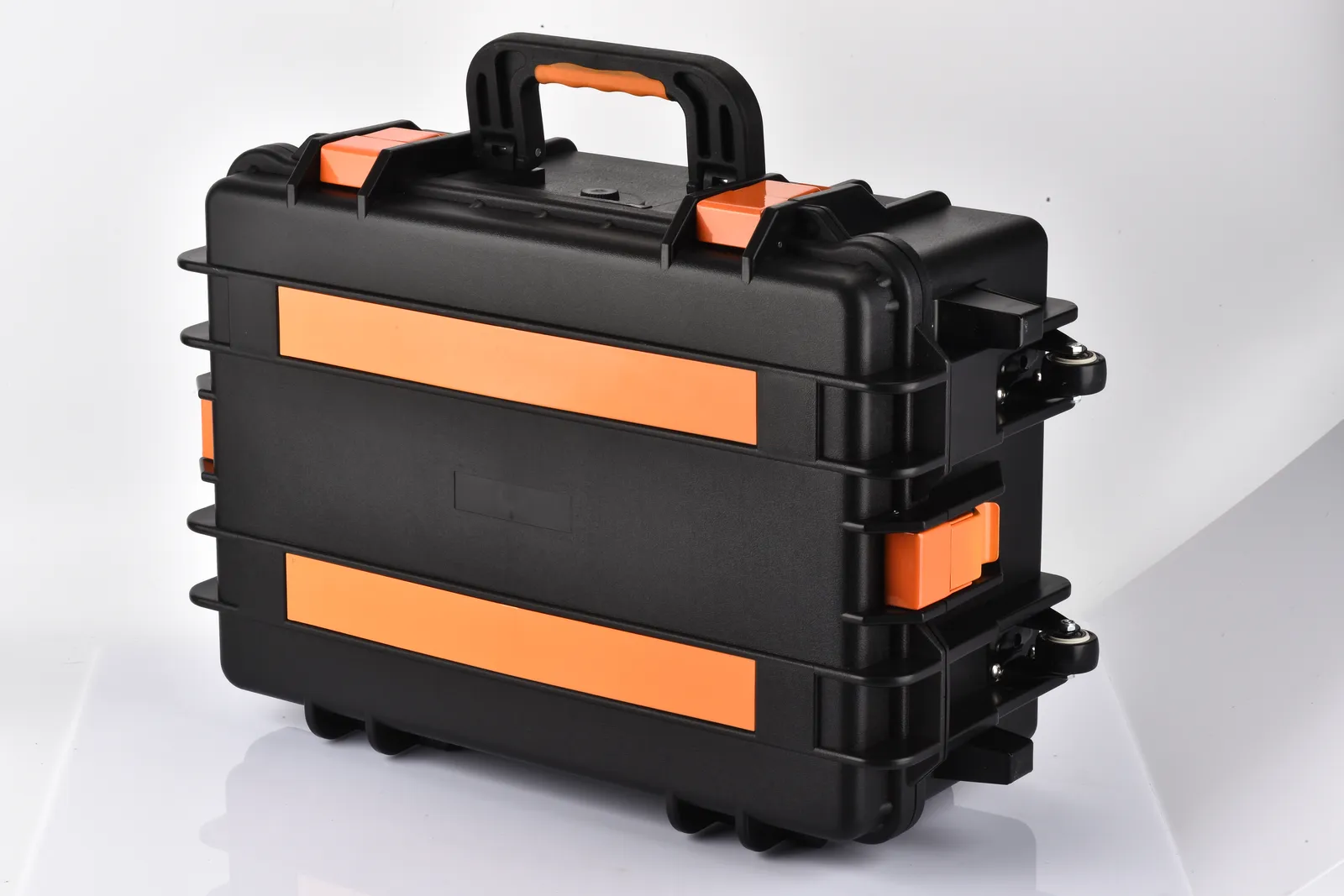 WL8-6027 Engineering PP Wheeled Protective Case