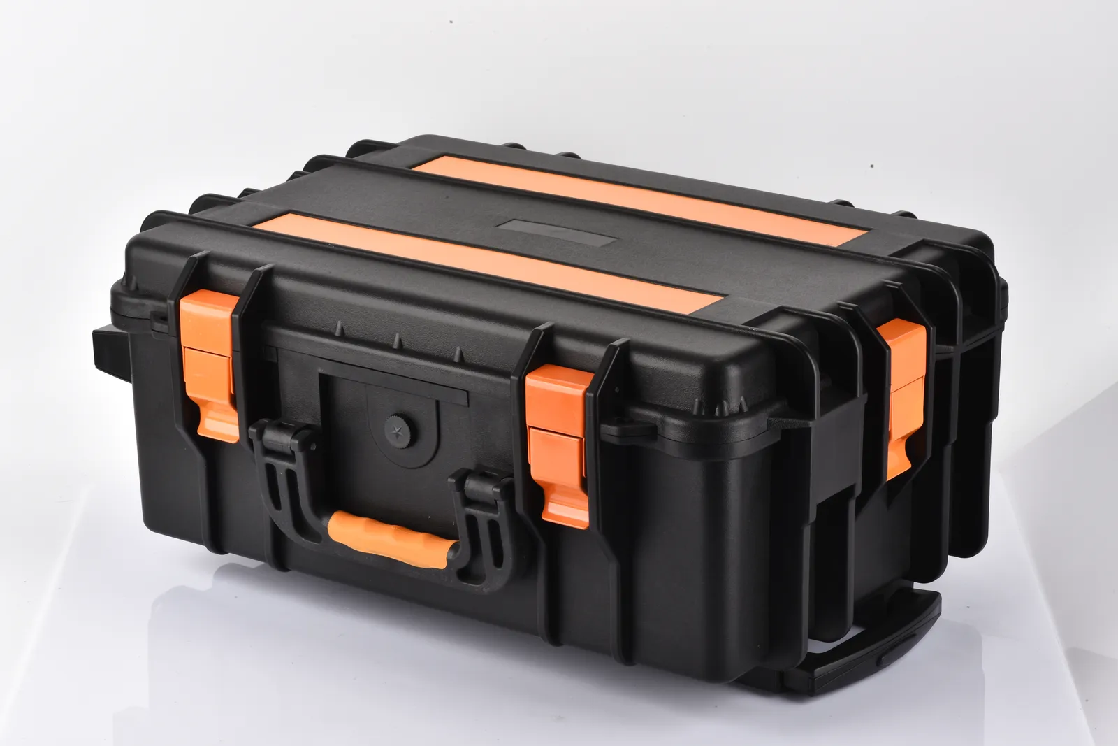 WL8-6027 Engineering PP Wheeled Protective Case