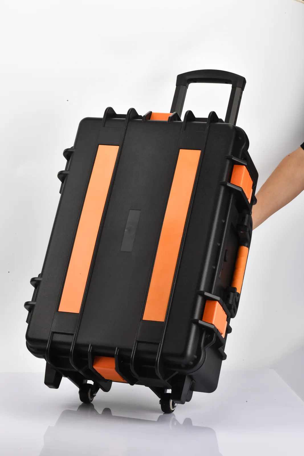 WL8-6027 Engineering PP Wheeled Protective Case