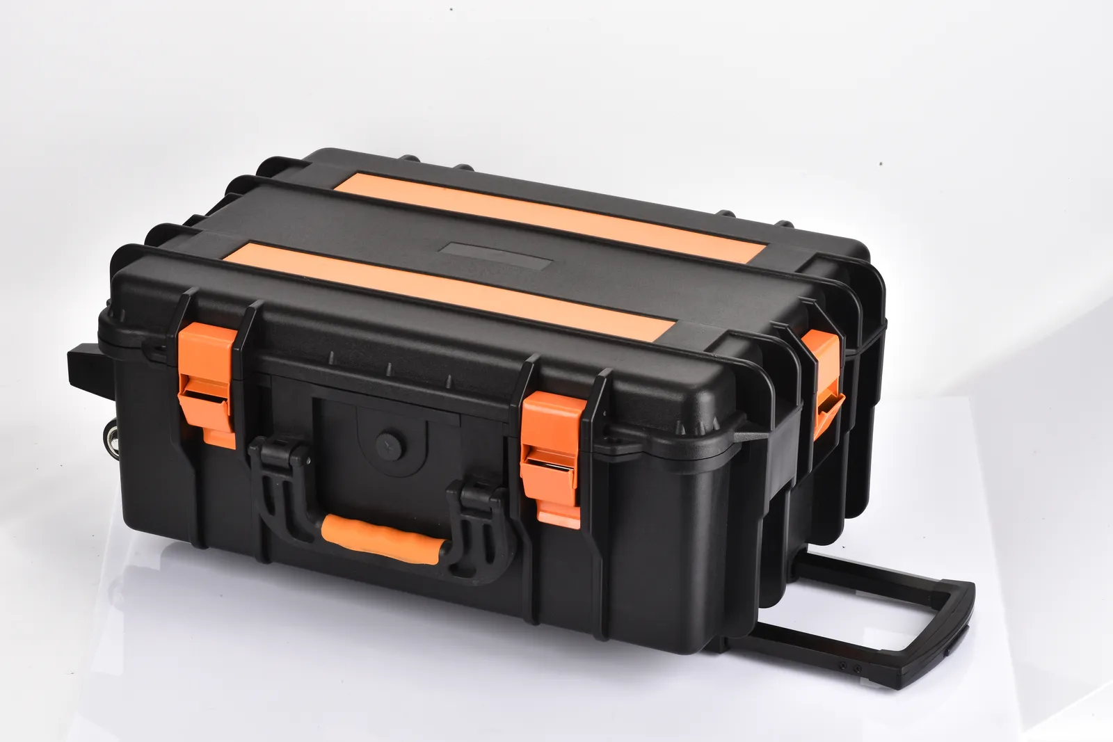 WL8-6027 Engineering PP Wheeled Protective Case