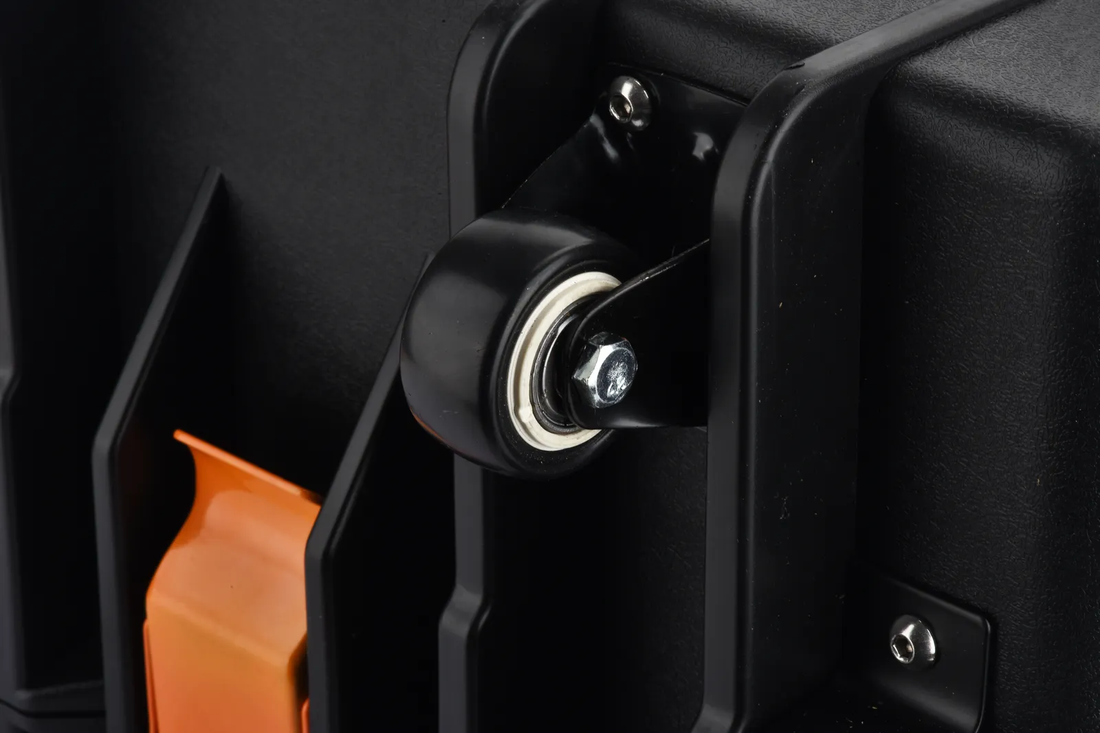 WL8-6027 Engineering PP Wheeled Protective Case