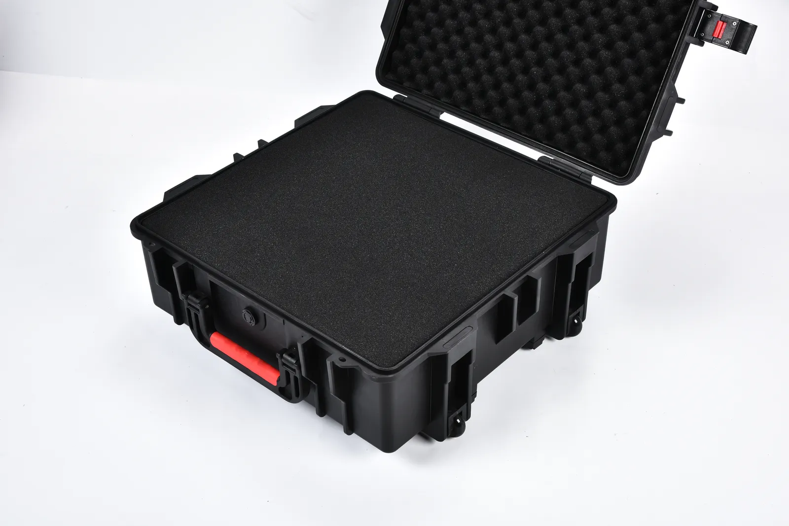 WL8-6127 PP Wheeled Protective Case
