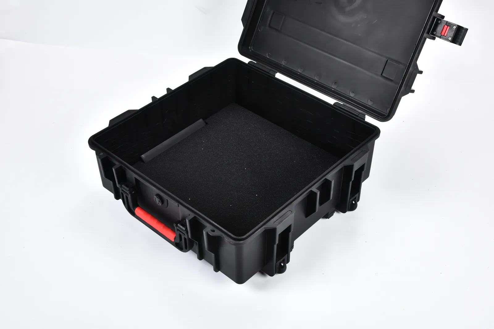 WL8-6127 PP Wheeled Protective Case