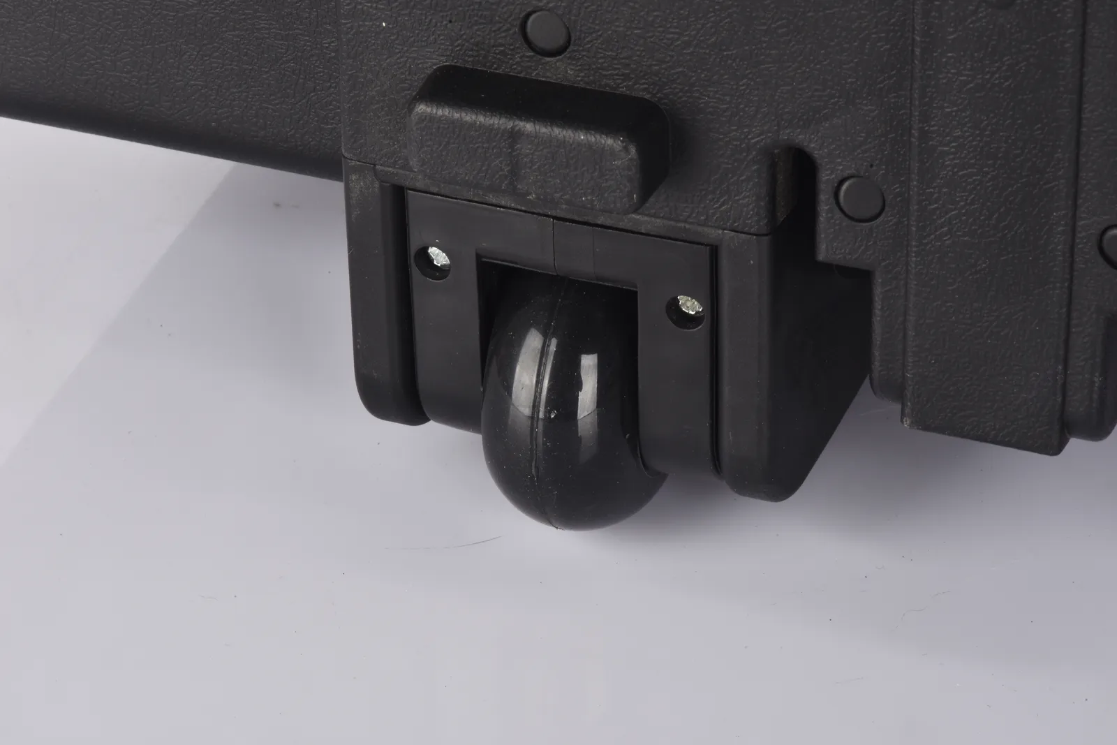 WL8-6127 PP Wheeled Protective Case