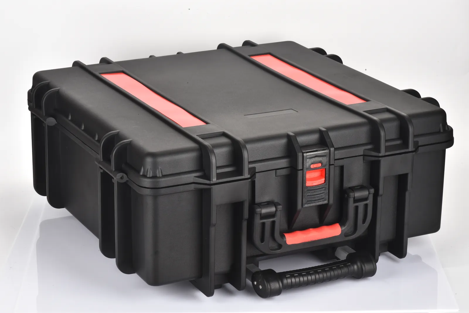 WL8-6127 PP Wheeled Protective Case