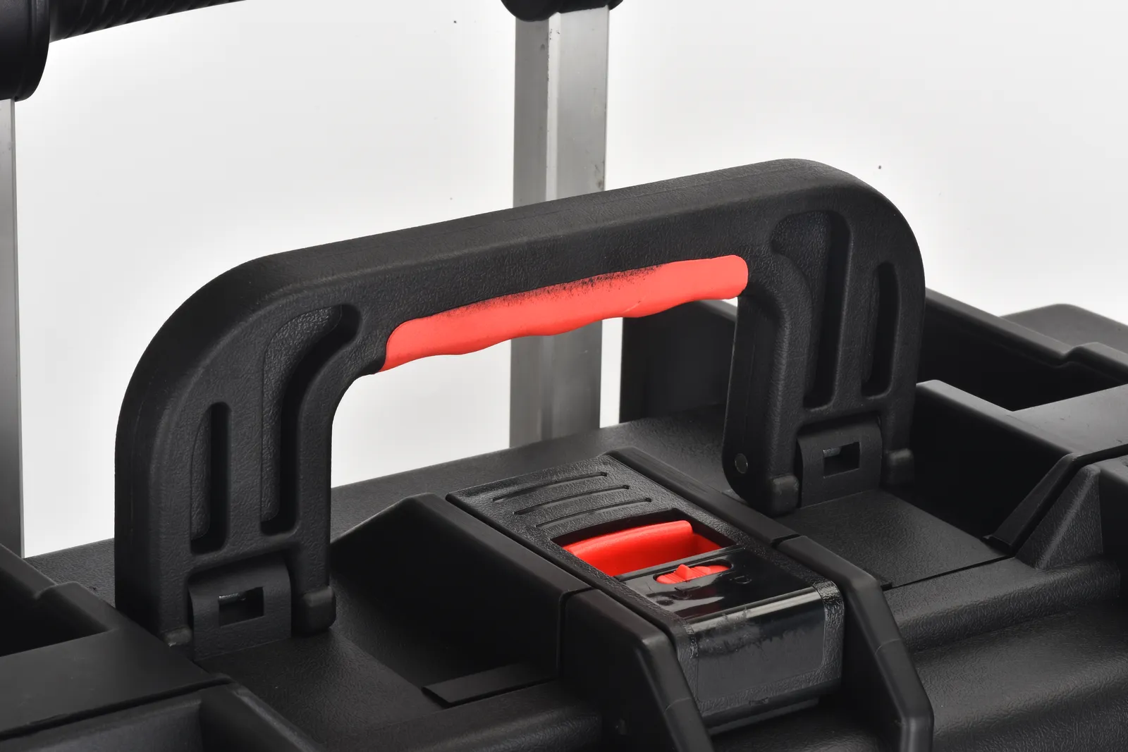 WL8-6127 PP Wheeled Protective Case