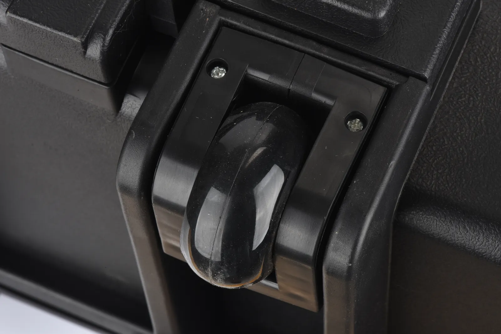 WL8-6127 PP Wheeled Protective Case