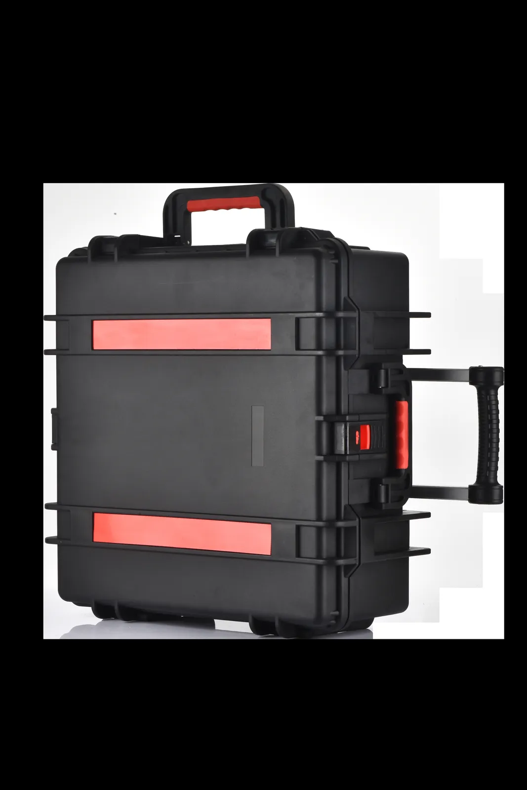 WL8-6127 PP Wheeled Protective Case
