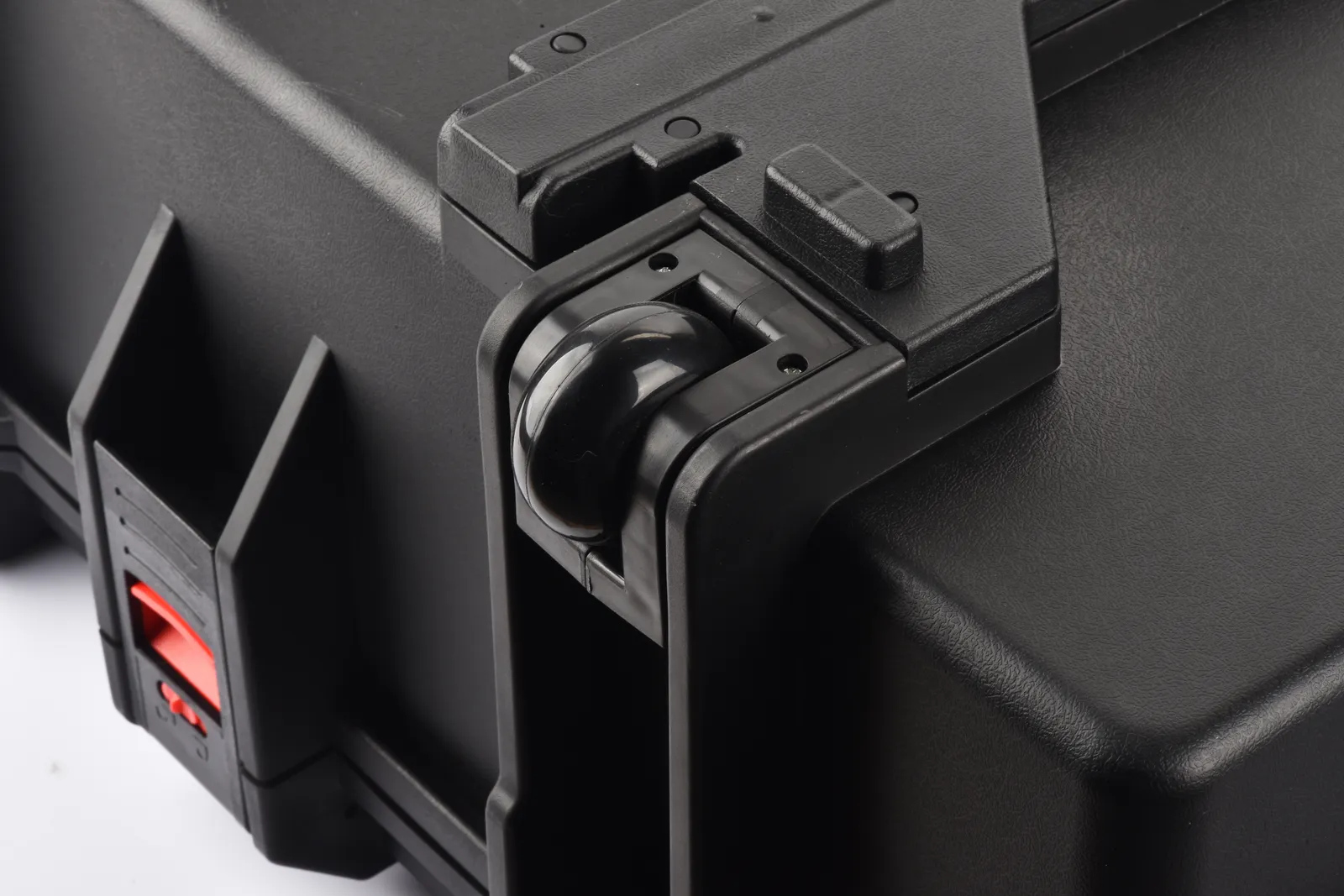 WL8-6127 PP Wheeled Protective Case