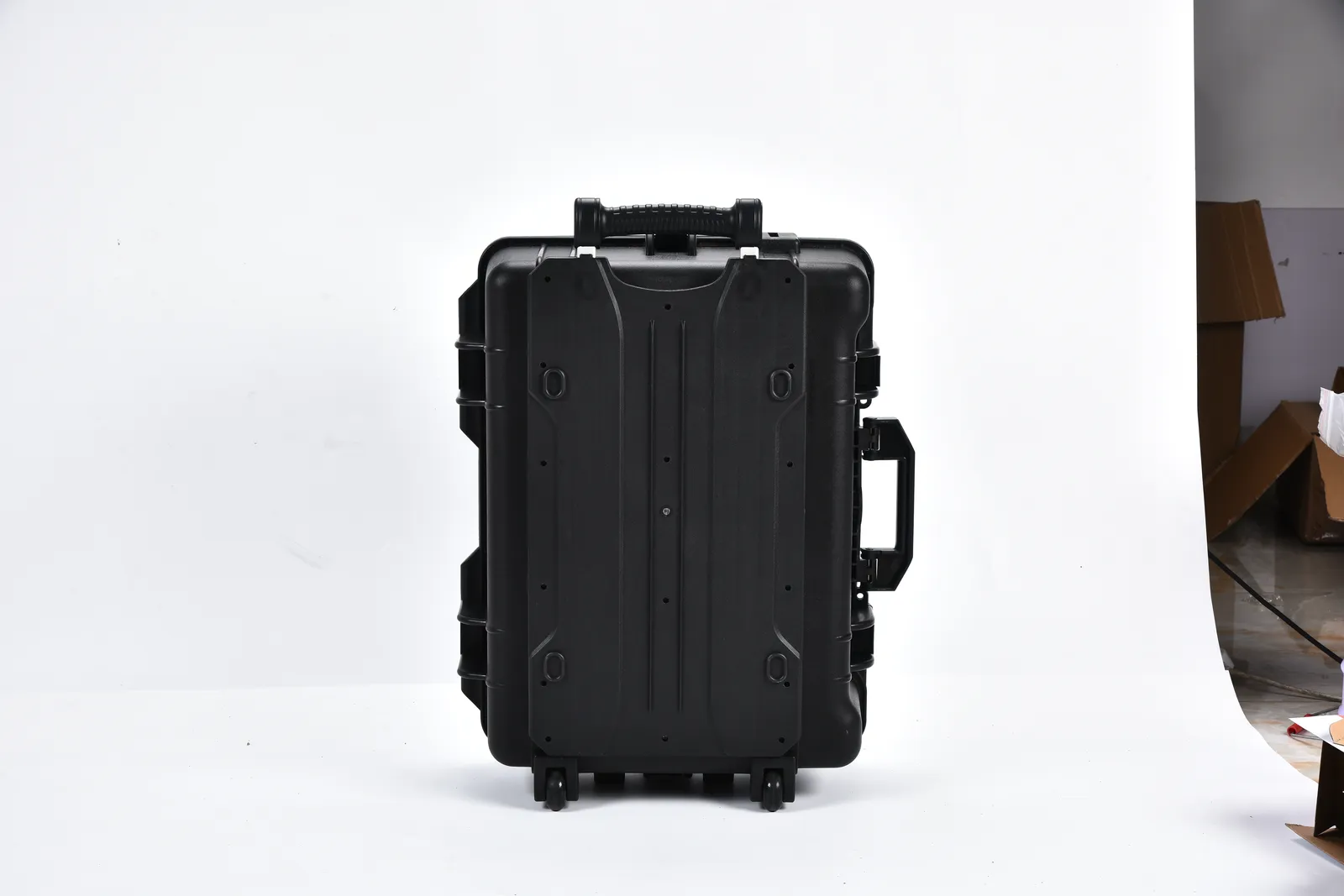 WL8-7227 Engineering PP Wheeled Protective Case