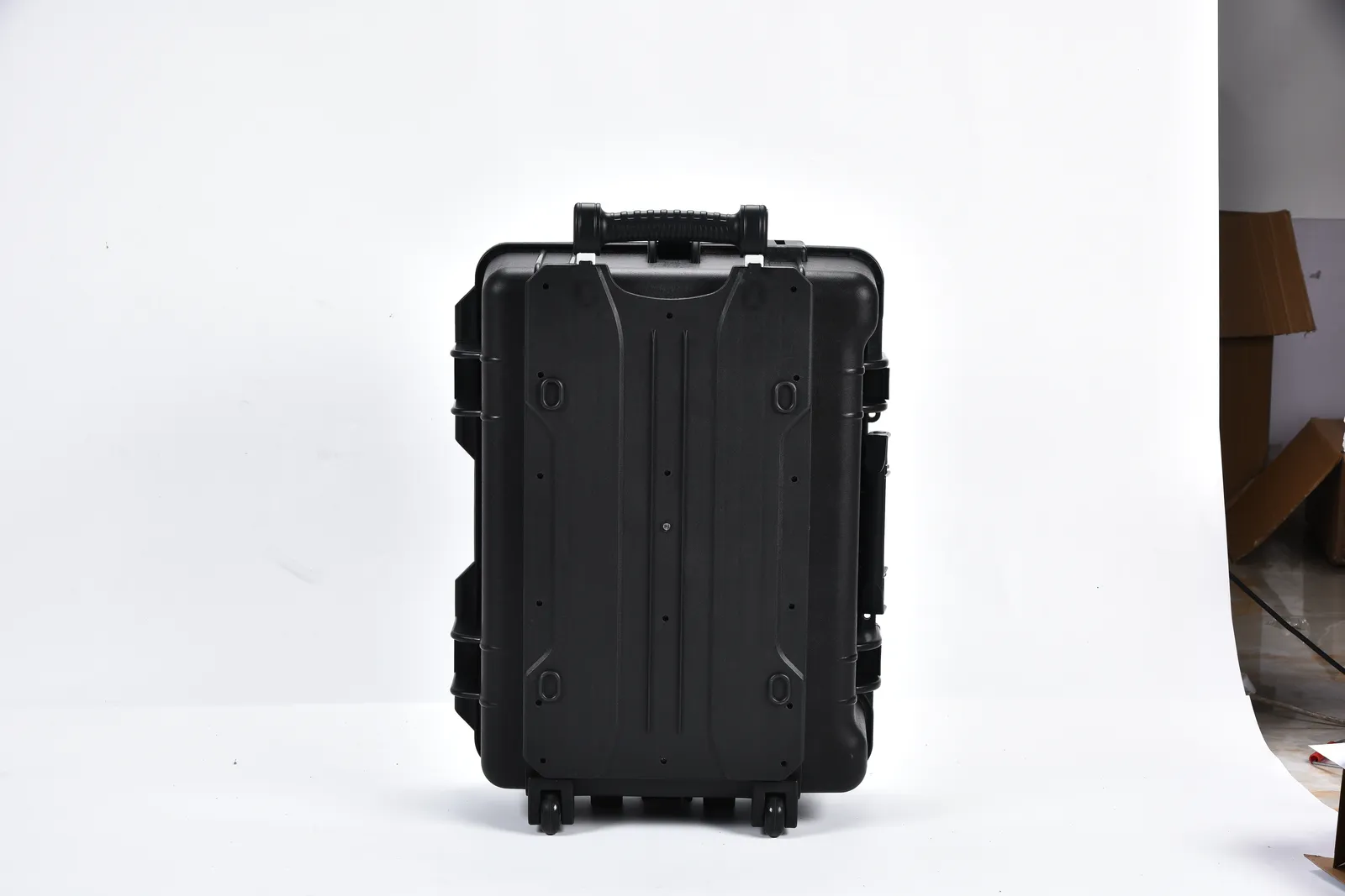 WL8-7227 Engineering PP Wheeled Protective Case