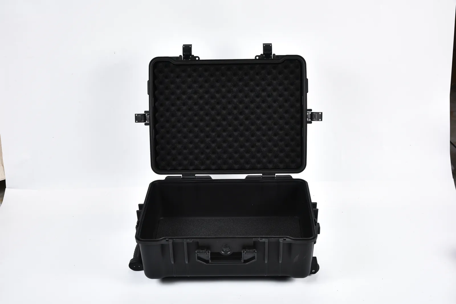 WL8-7227 Engineering PP Wheeled Protective Case