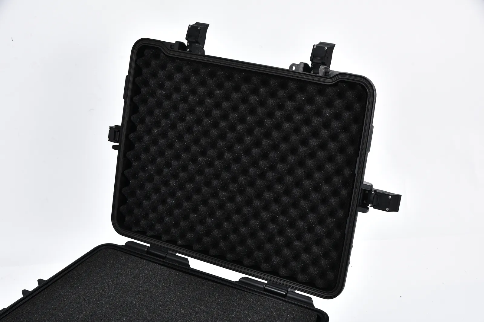 WL8-7227 Engineering PP Wheeled Protective Case